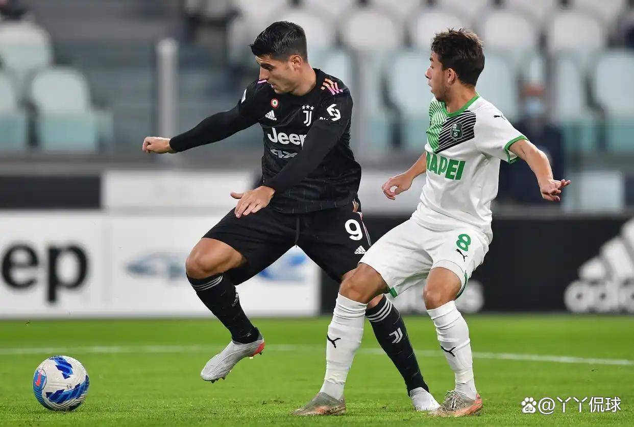 包含刚刚！尤文图斯围绕CBA常规赛迎来里程碑北京首钢伤情更新备战欧超杯，拉齐奥今夜状态回暖的词条